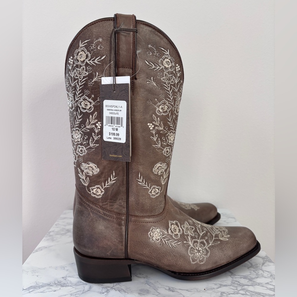 Embroidered Floral Western Boots